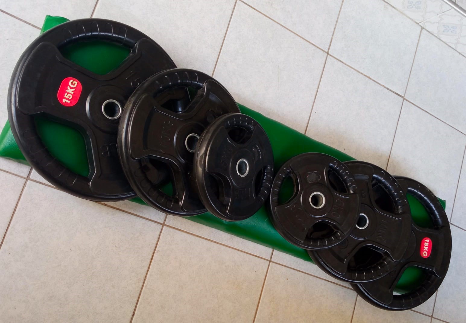 Standard Weight Plates ( Rubber Coated ) - Image 2