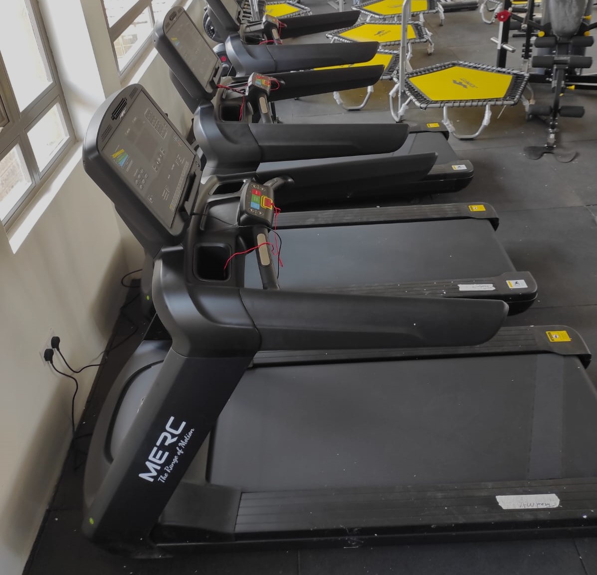 Treadmill: MERC V9 ( Commercial ) - Image 3